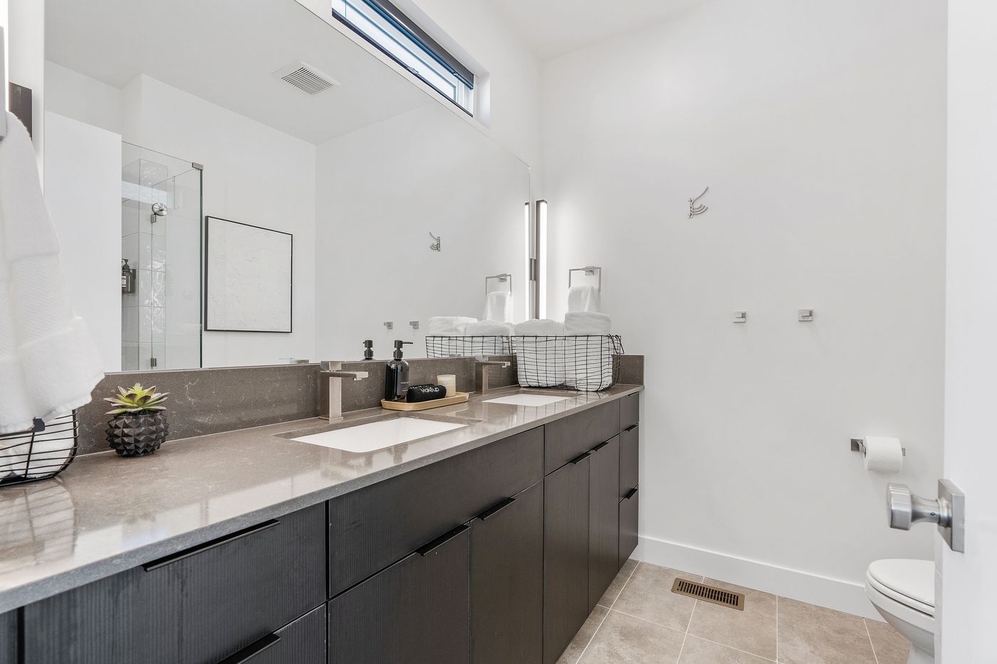 Guest bath